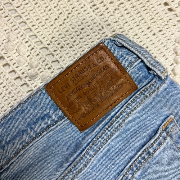 Levis Womens Jeans Wedgie Straight 28 Light Wash Blue Button Fly High Rise Denim - Picture 7 of 7